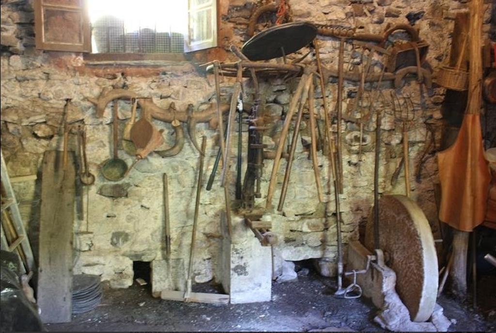 ホテル Casa Do Ferreiro - La Fragua Las Herrerías エクステリア 写真